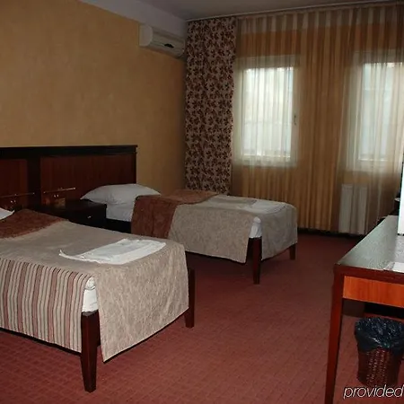 雷金特俱乐部酒店 酒店