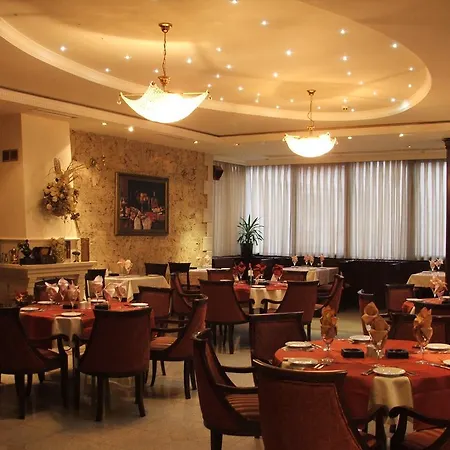 雷金特俱乐部酒店 Ni