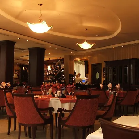 雷金特俱乐部酒店 酒店 3*