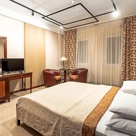 酒店 雷金特俱乐部酒店 3*