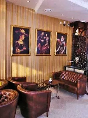 The Regent Club Hotel