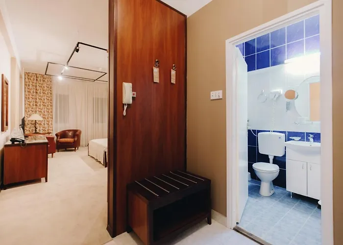 The Regent Club 3* Nis